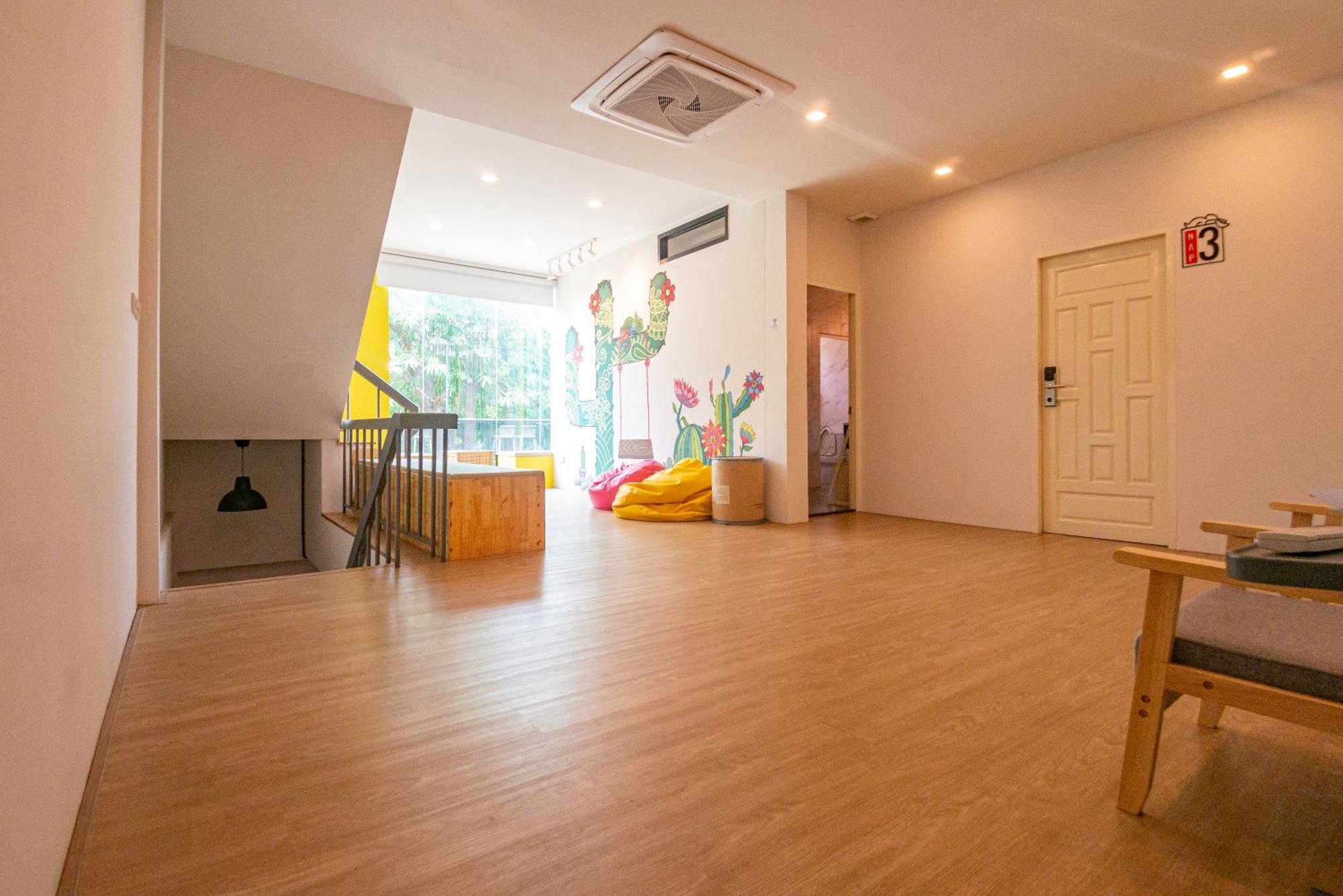 Paknap Hostel Nan Zewnętrze zdjęcie