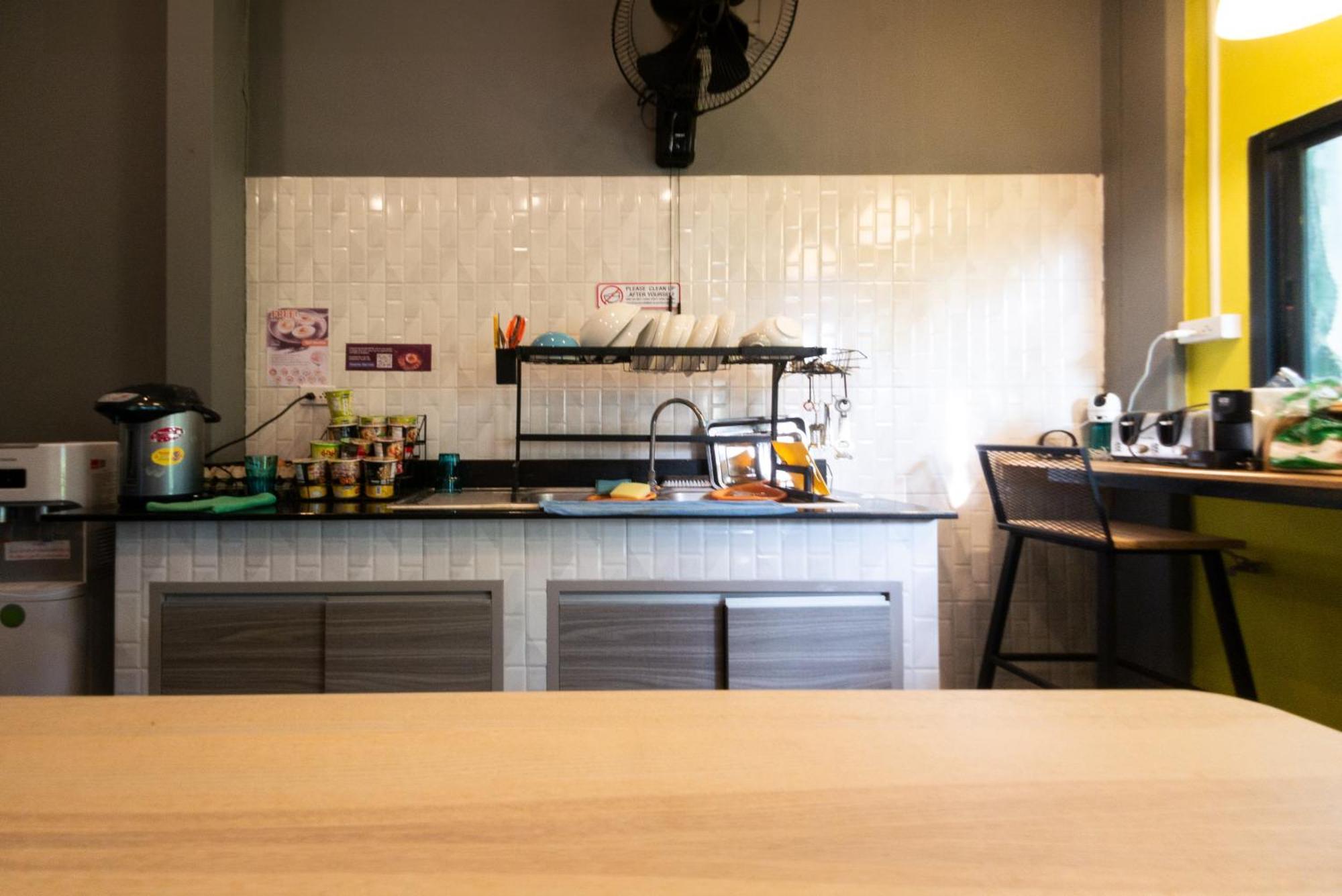 Paknap Hostel Nan Zewnętrze zdjęcie